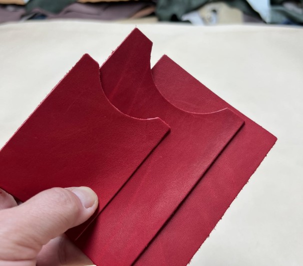 Кардхолдер краст красный 1.2-1.6