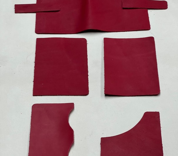 Кошелек № 3 краст красный 1.2-1.6