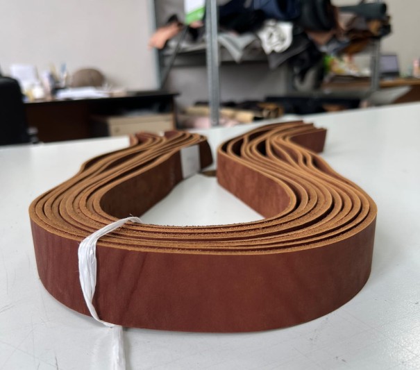 Ременные заготовки (Коричневые) , без  финишем, 140-150 см