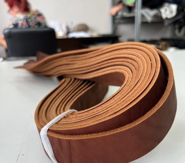 Ременные заготовки (Коричневые) , без  финишем, 140-150 см