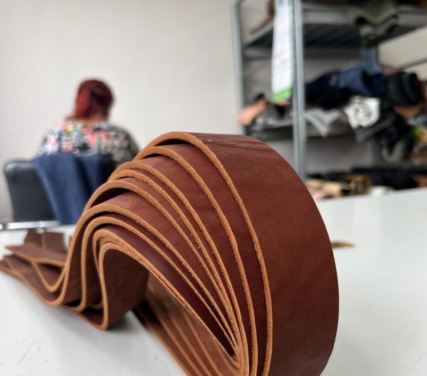 Ременные заготовки (Коричневые) , без  финишем, 140-150 см